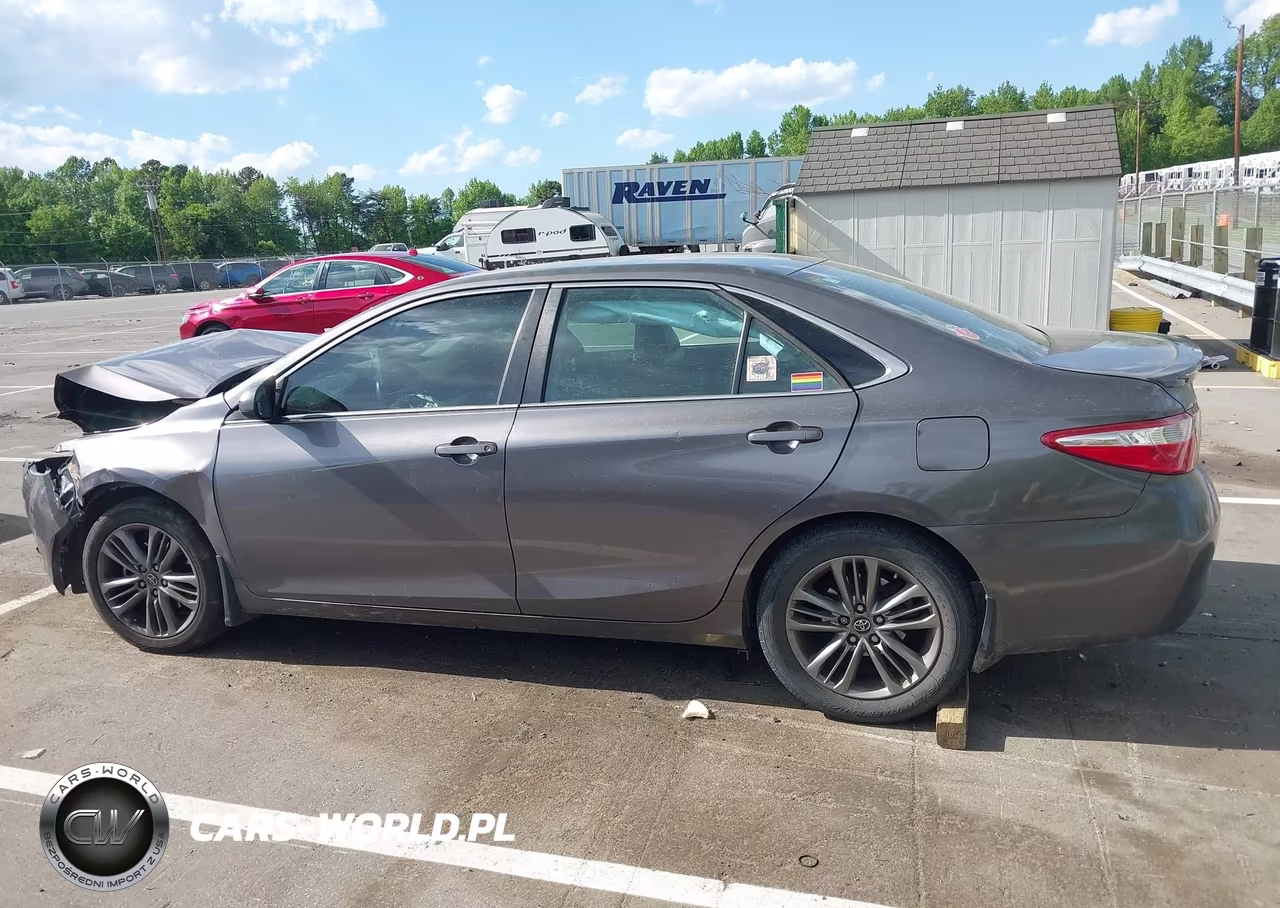 2017 Toyota Camry Se VIN:4T1BF1FK2HU437312 - 15