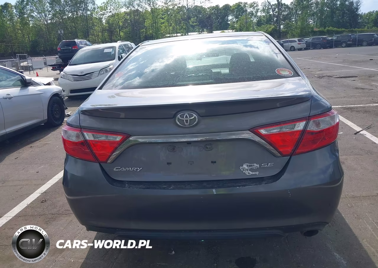 2017 Toyota Camry Se VIN:4T1BF1FK2HU437312 - 17