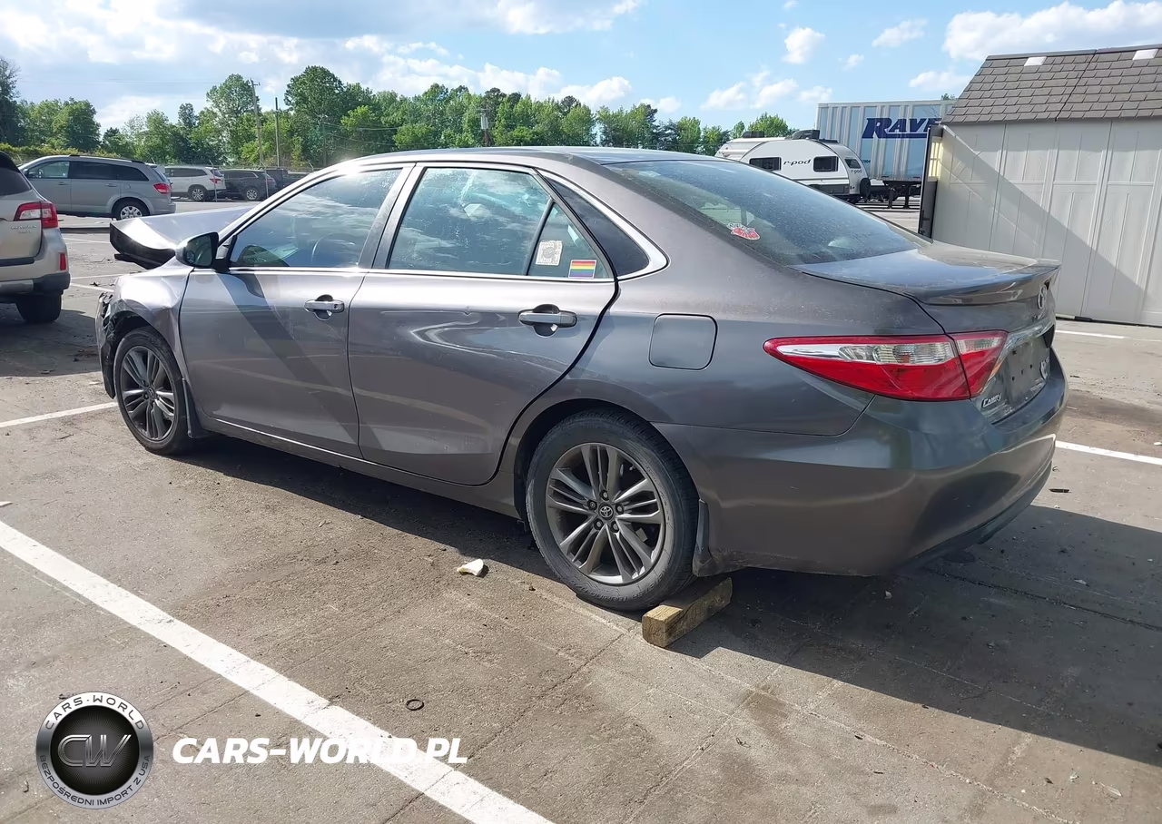 2017 Toyota Camry Se VIN:4T1BF1FK2HU437312 - 3
