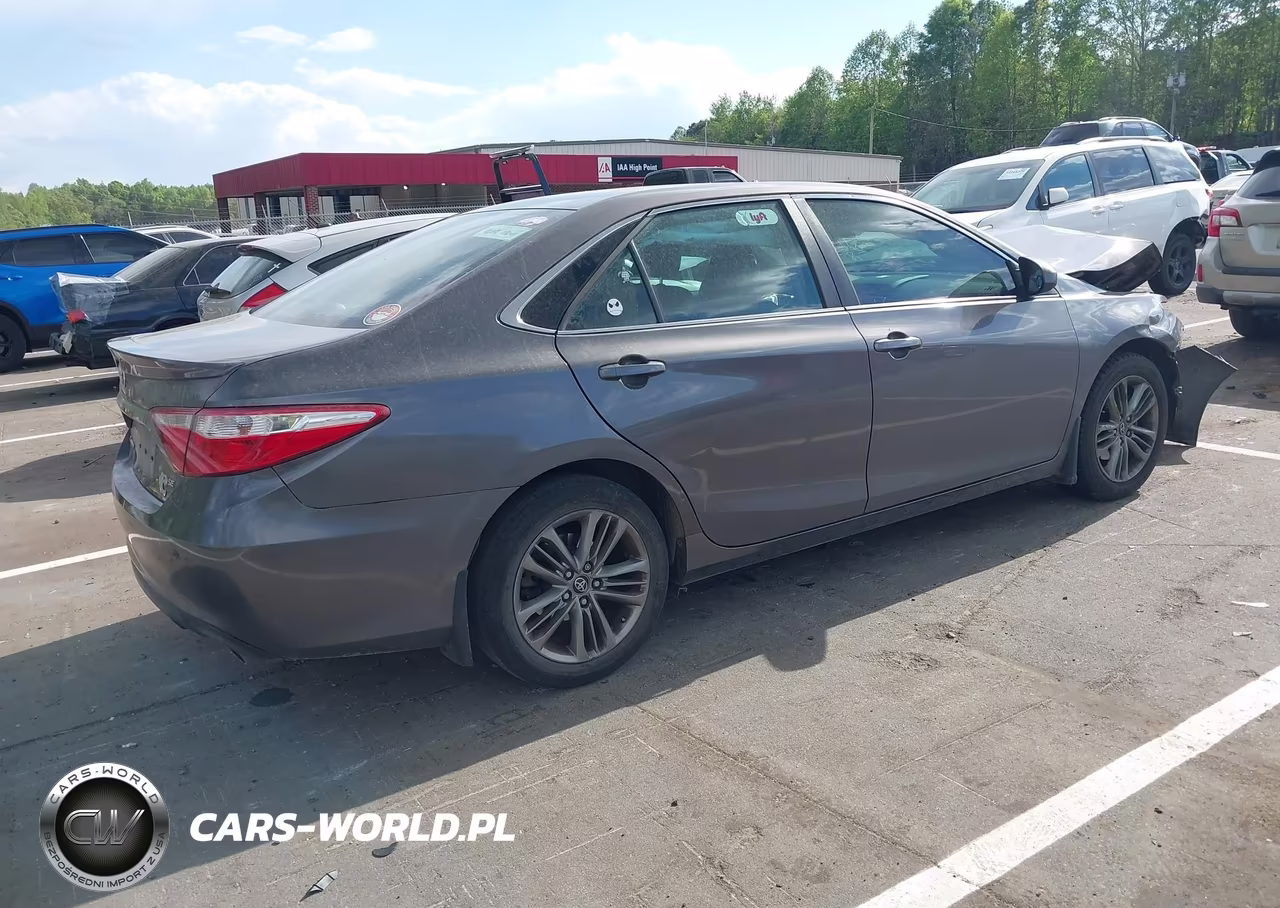 2017 Toyota Camry Se VIN:4T1BF1FK2HU437312 - 4