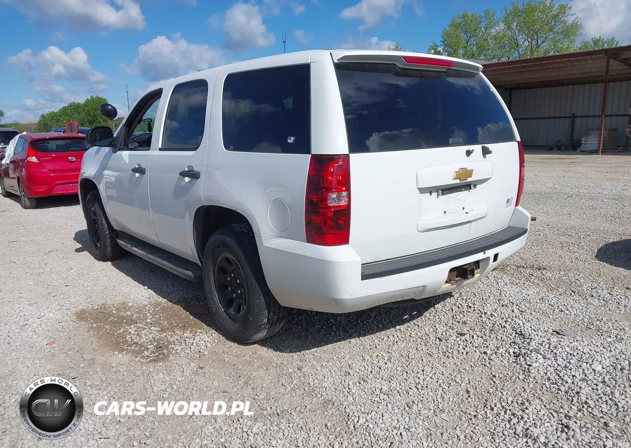 2013 Chevrolet Tahoe Commercial Fleet VIN:1GNLC2E06DR359550 - 3