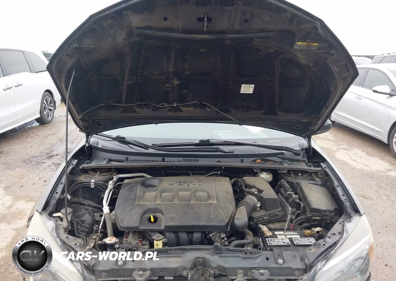 2019 Toyota Corolla Le VIN:5YFBURHE8KP941027 - 10