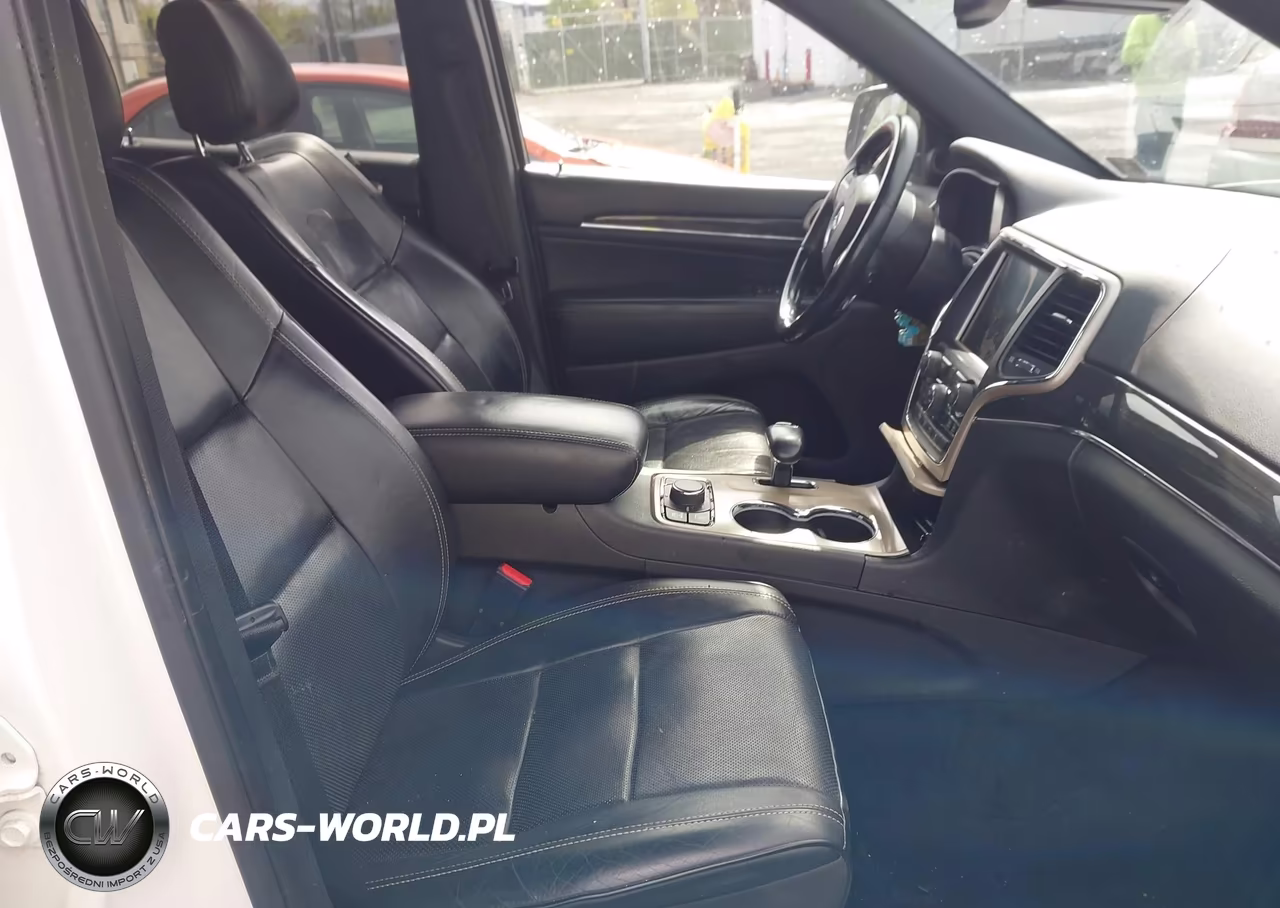 2015 Jeep Grand Cherokee Overland VIN:1C4RJFCG7FC846861 - 5