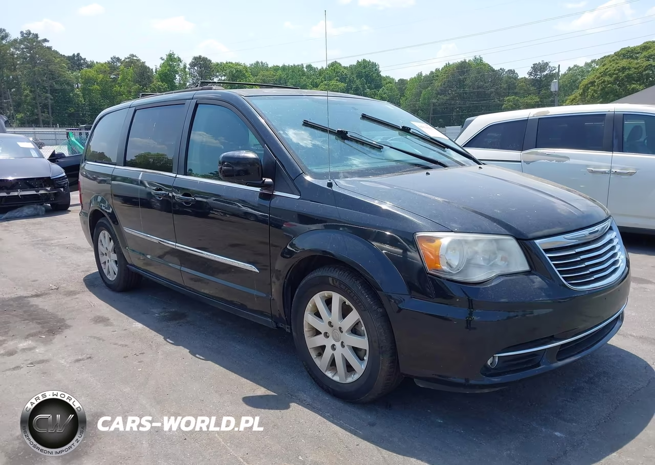 2014 Chrysler Town & Country Touring