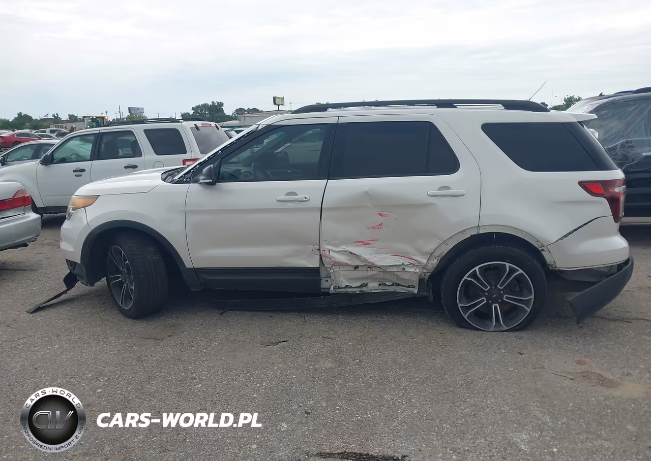 2015 Ford Explorer Sport VIN:1FM5K8GT7FGC34288 - 14