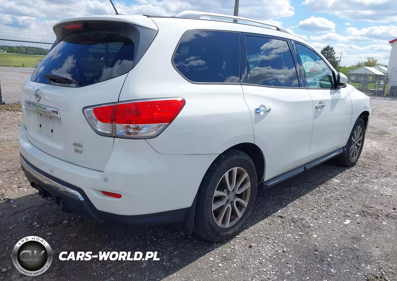 2015 Nissan Pathfinder Sv VIN:5N1AR2MM5FC716575 - 4
