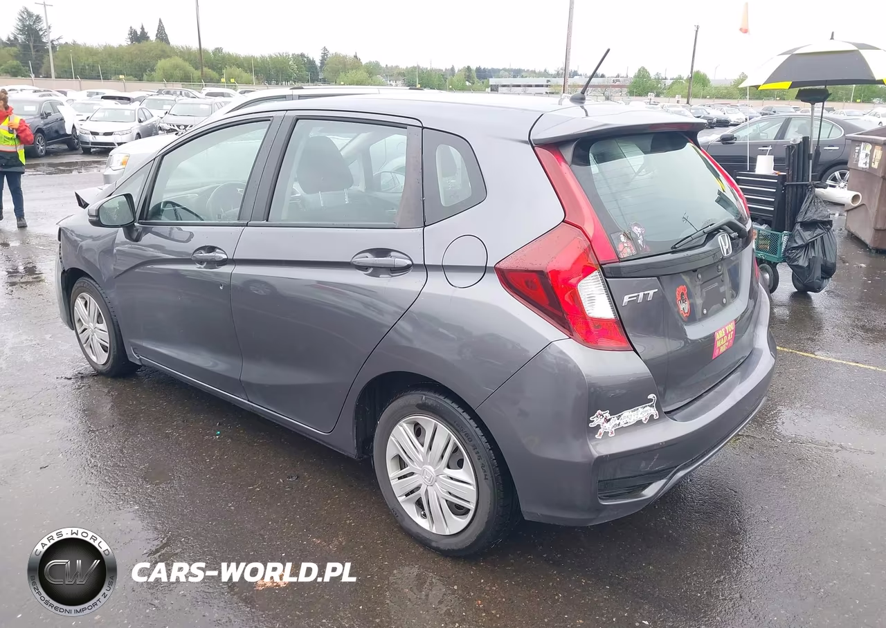 2018 Honda Fit Lx VIN:3HGGK5H44JM721256 - 3