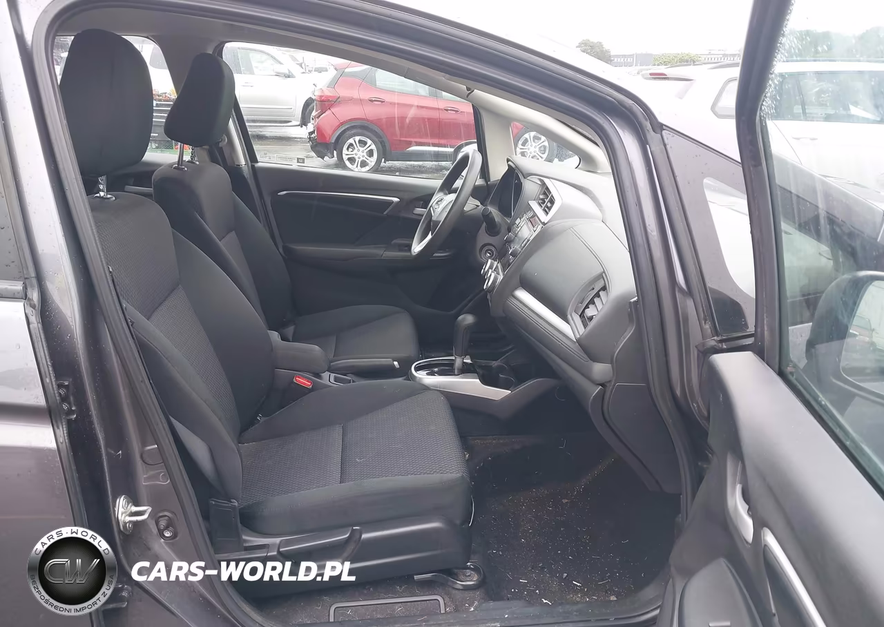 2018 Honda Fit Lx VIN:3HGGK5H44JM721256 - 5