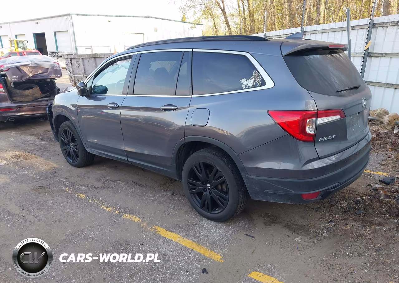 2022 Honda Pilot Awd Special Edition VIN:5FNYF6H24NB041735 - 3