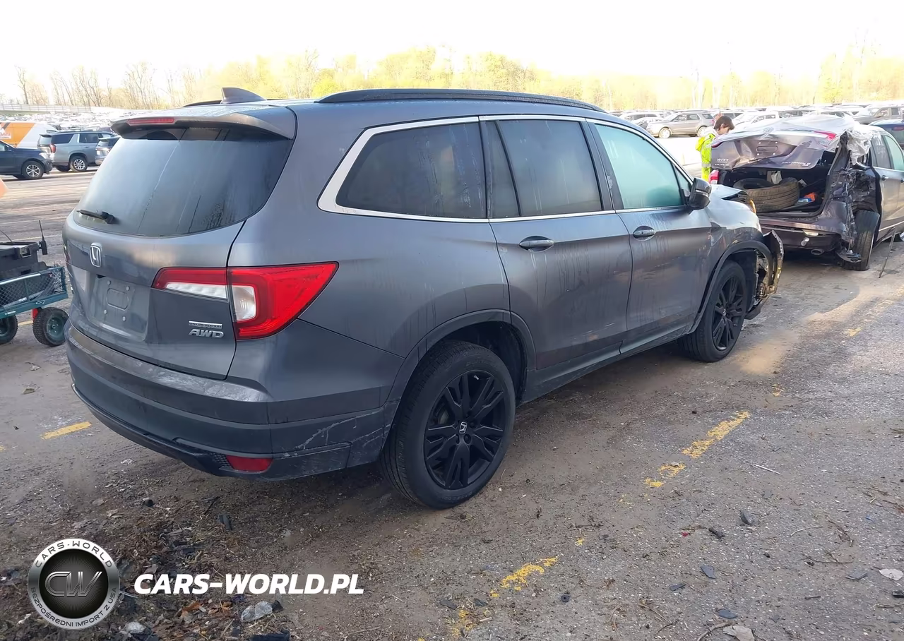 2022 Honda Pilot Awd Special Edition VIN:5FNYF6H24NB041735 - 4