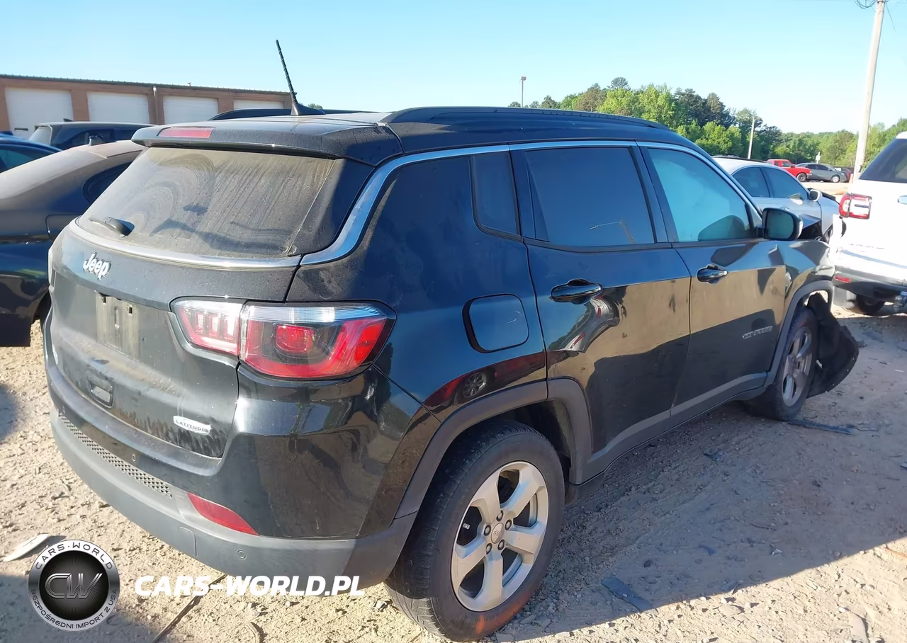 2018 Jeep Compass Latitude Fwd VIN:3C4NJCBB4JT194765 - 4