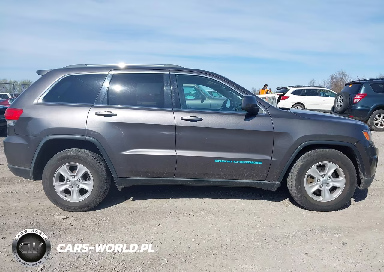 2014 Jeep Grand Cherokee Laredo VIN:1C4RJFAG0EC209862 - 13