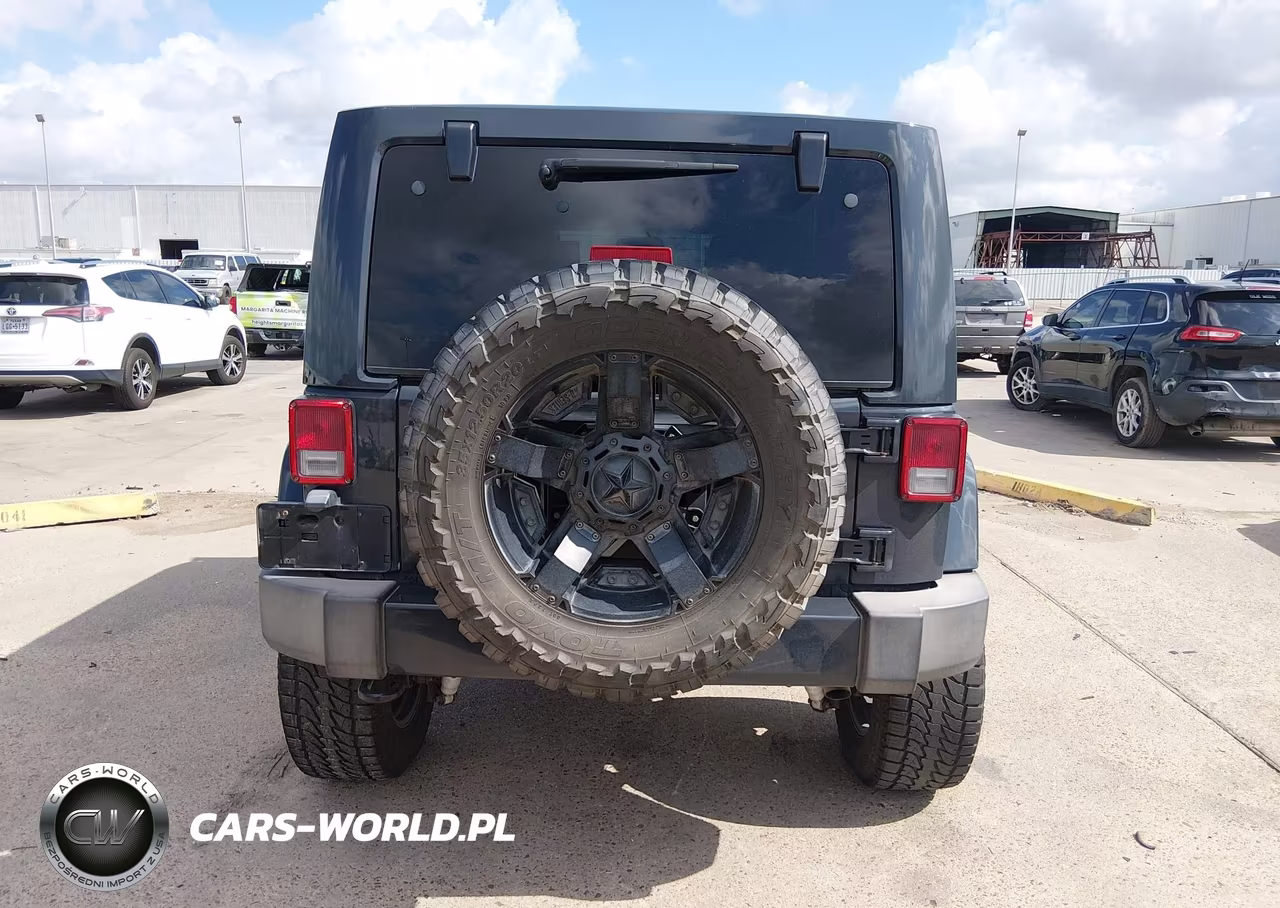 2016 Jeep Wrangler Unlimited Sahara VIN:1C4BJWEG0GL226417 - 17