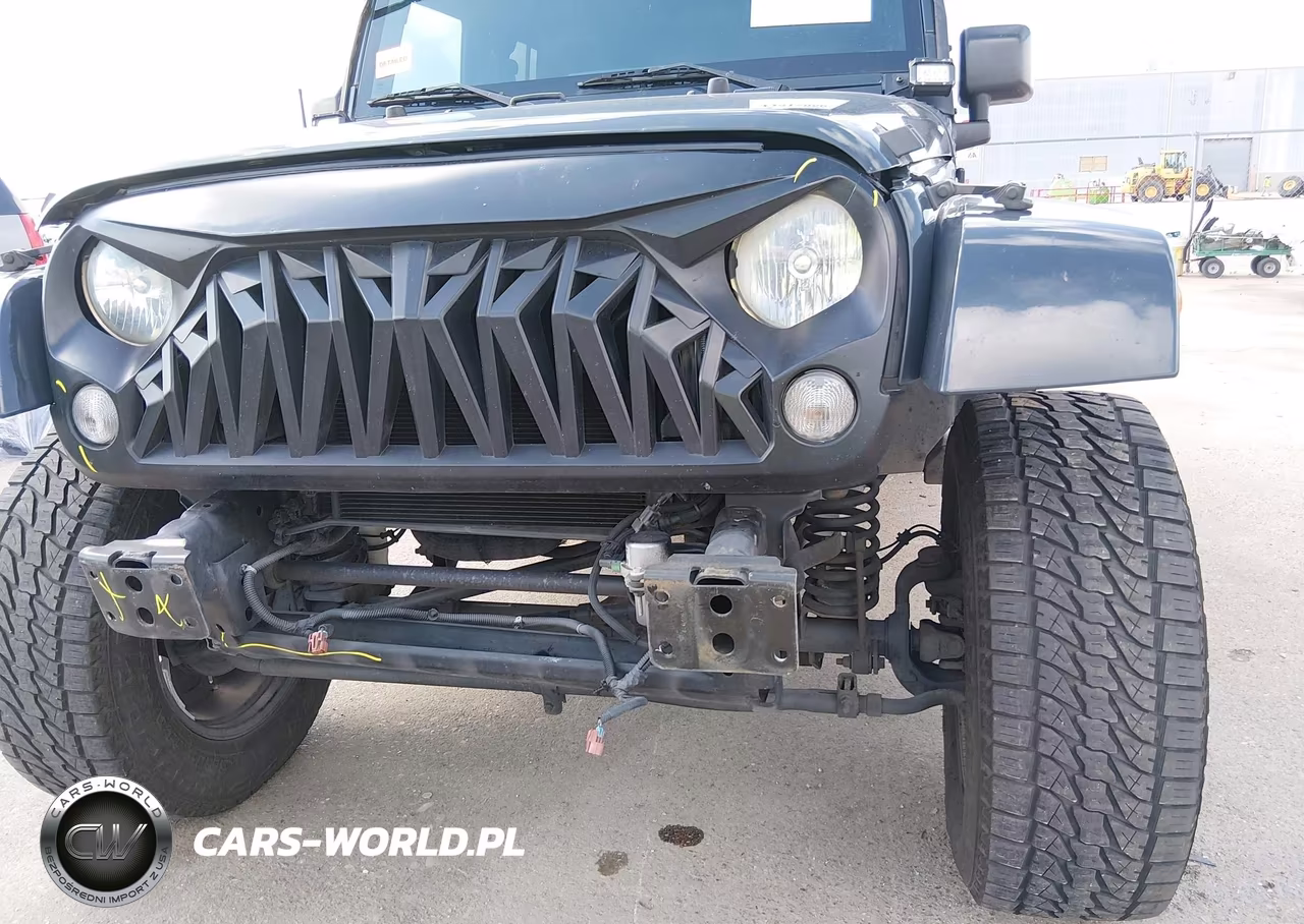2016 Jeep Wrangler Unlimited Sahara VIN:1C4BJWEG0GL226417 - 6