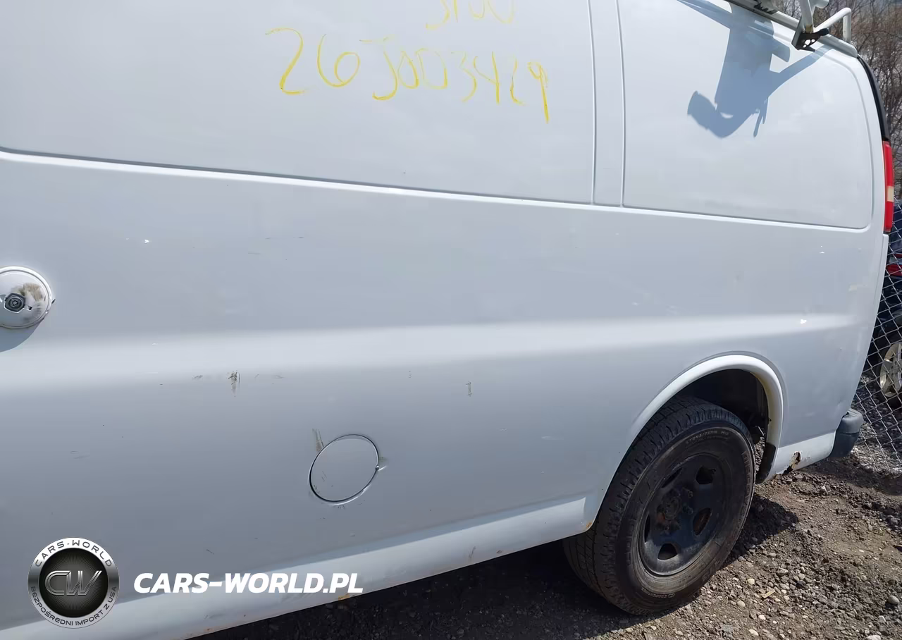 2007 Chevrolet Express Work Van VIN:1GCFG15X571217050 - 6
