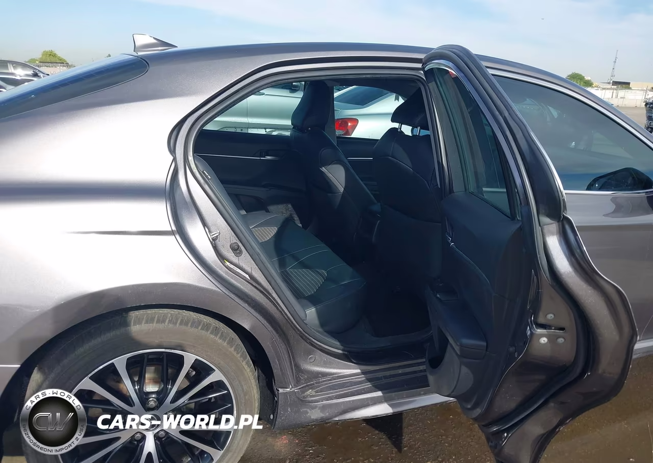 2019 Toyota Camry Se VIN:4T1B11HK1KU687479 - 8