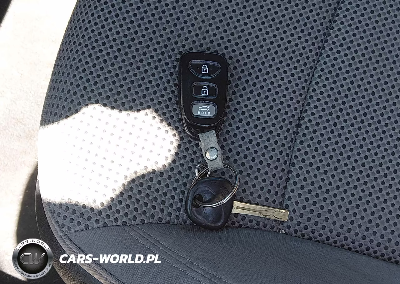 2012 Hyundai Sonata Gls VIN:5NPEB4AC9CH498433 - 11