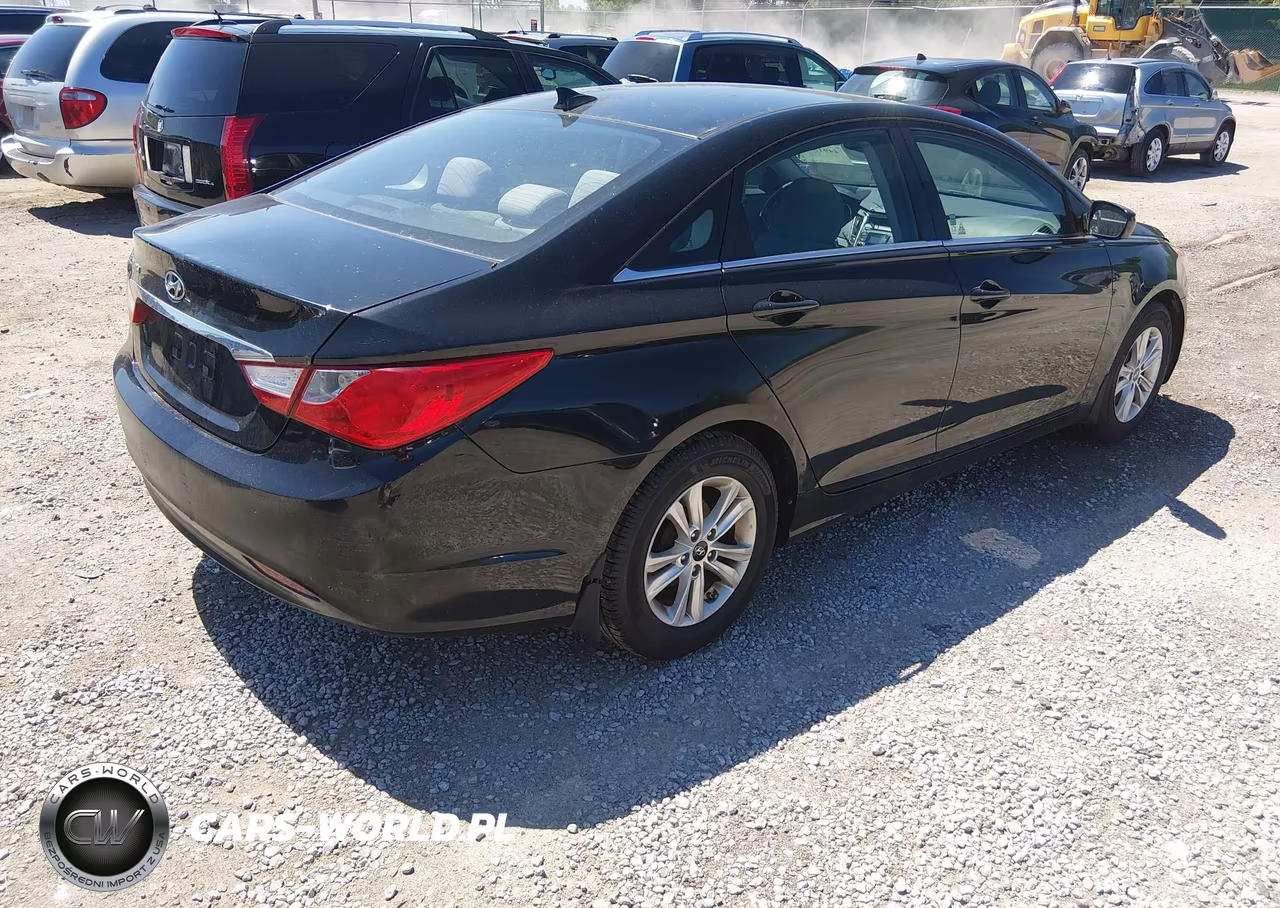 2012 Hyundai Sonata Gls VIN:5NPEB4AC9CH498433 - 4
