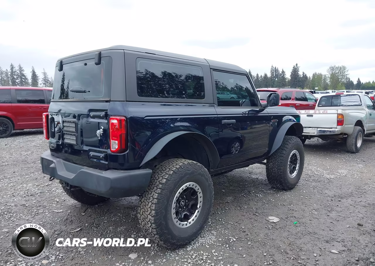 2021 Ford Bronco VIN:1FMDE5CPXMLA99371 - 4