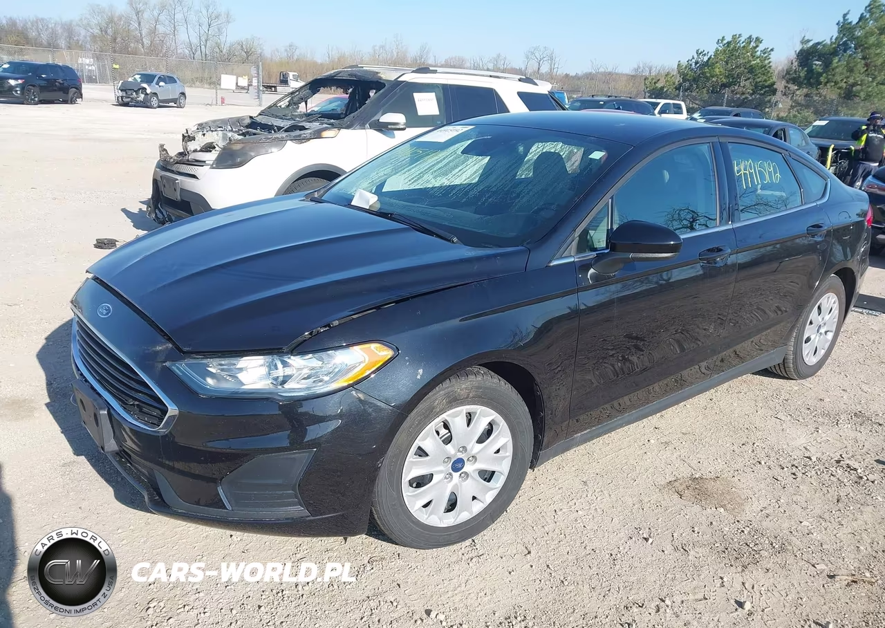 2020 Ford Fusion S VIN:3FA6P0G78LR256020 - 2