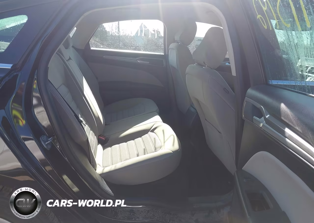 2020 Ford Fusion S VIN:3FA6P0G78LR256020 - 8