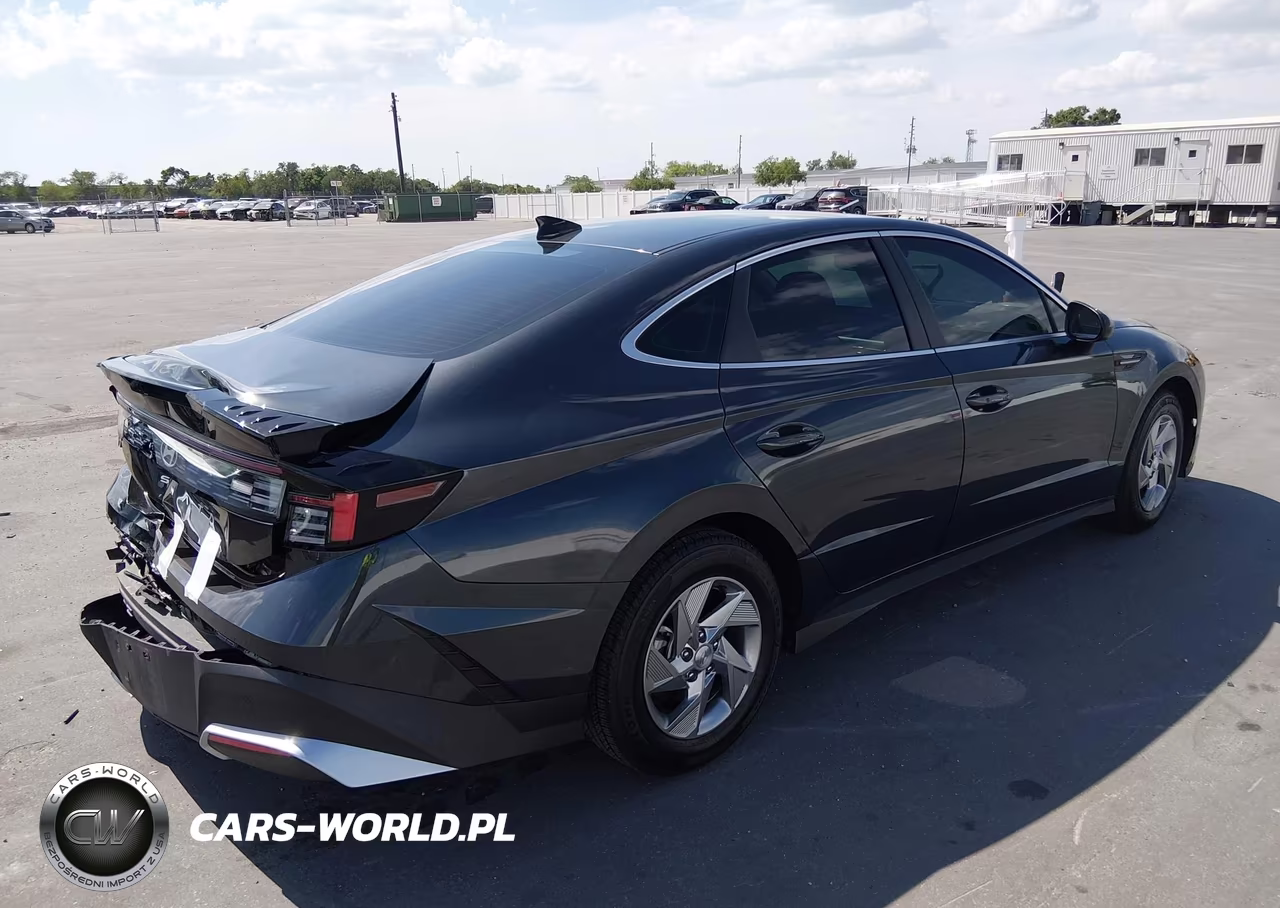 2025 Hyundai Sonata Se VIN:KMHL24JA8SA481081 - 4