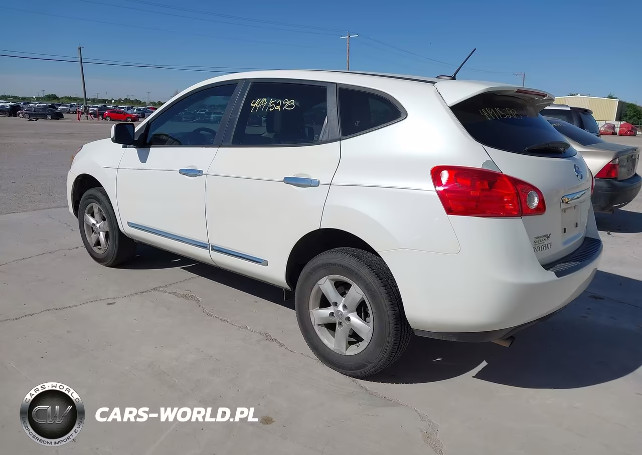 2013 Nissan Rogue S VIN:JN8AS5MT5DW543044 - 3