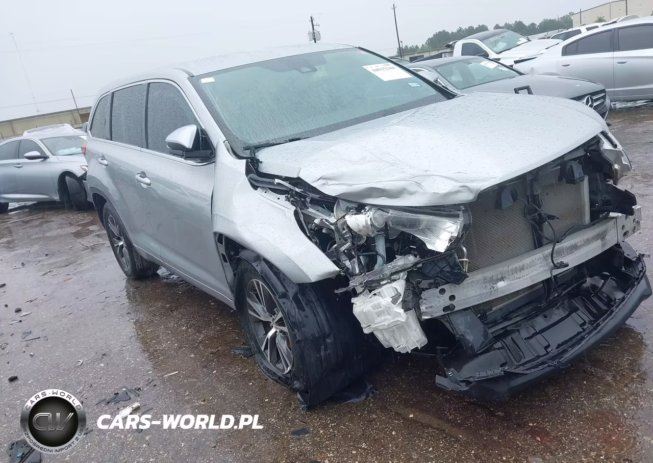 2018 Toyota Highlander Le