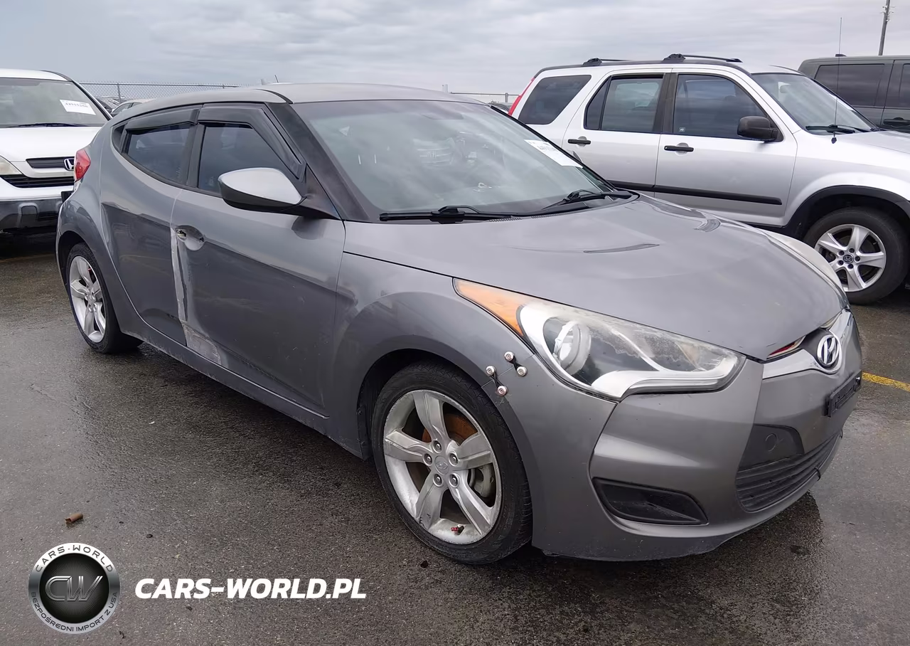 2014 Hyundai Veloster Base W-Black