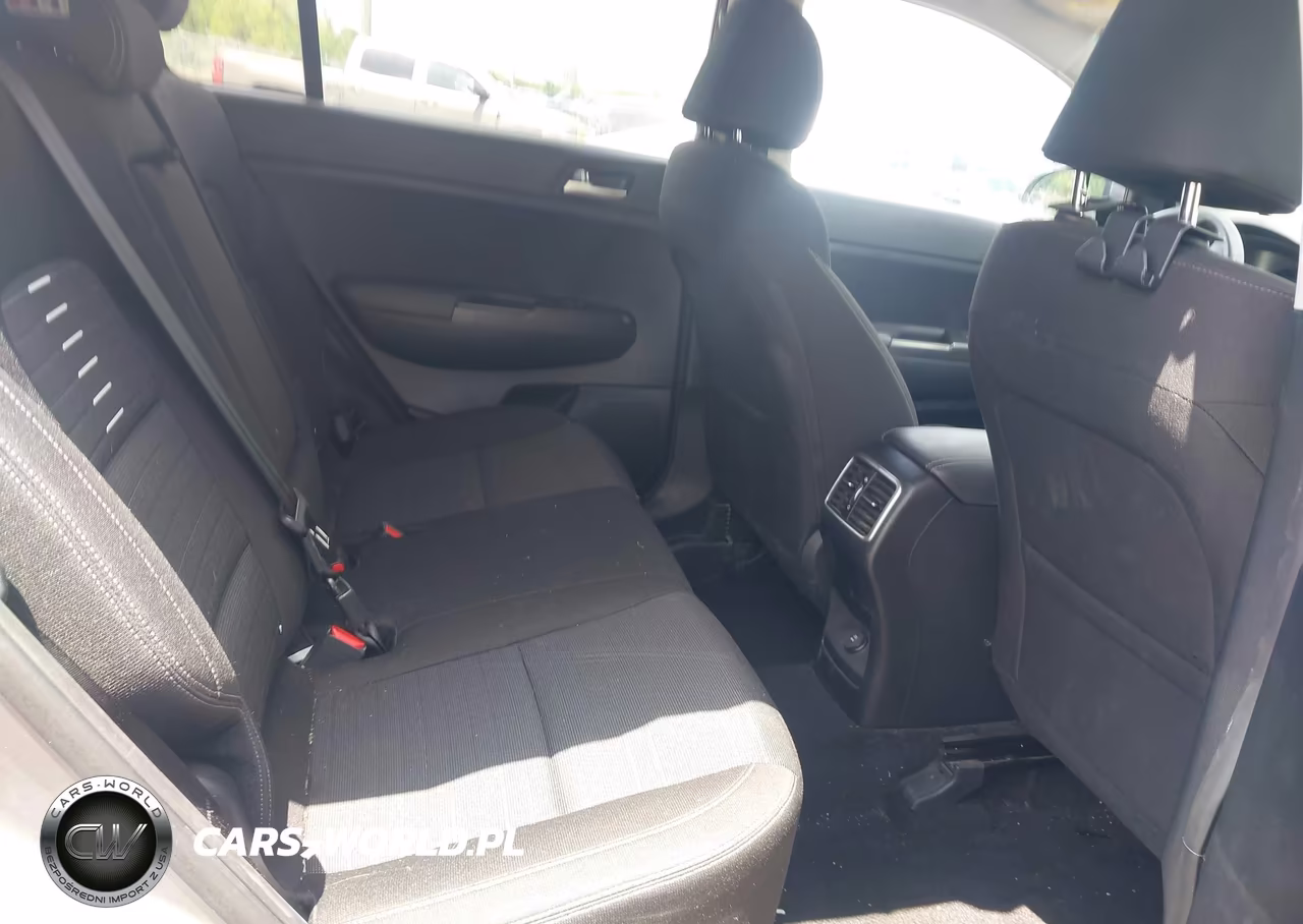 2018 Kia Sportage Lx VIN:KNDPM3AC2J7484887 - 8