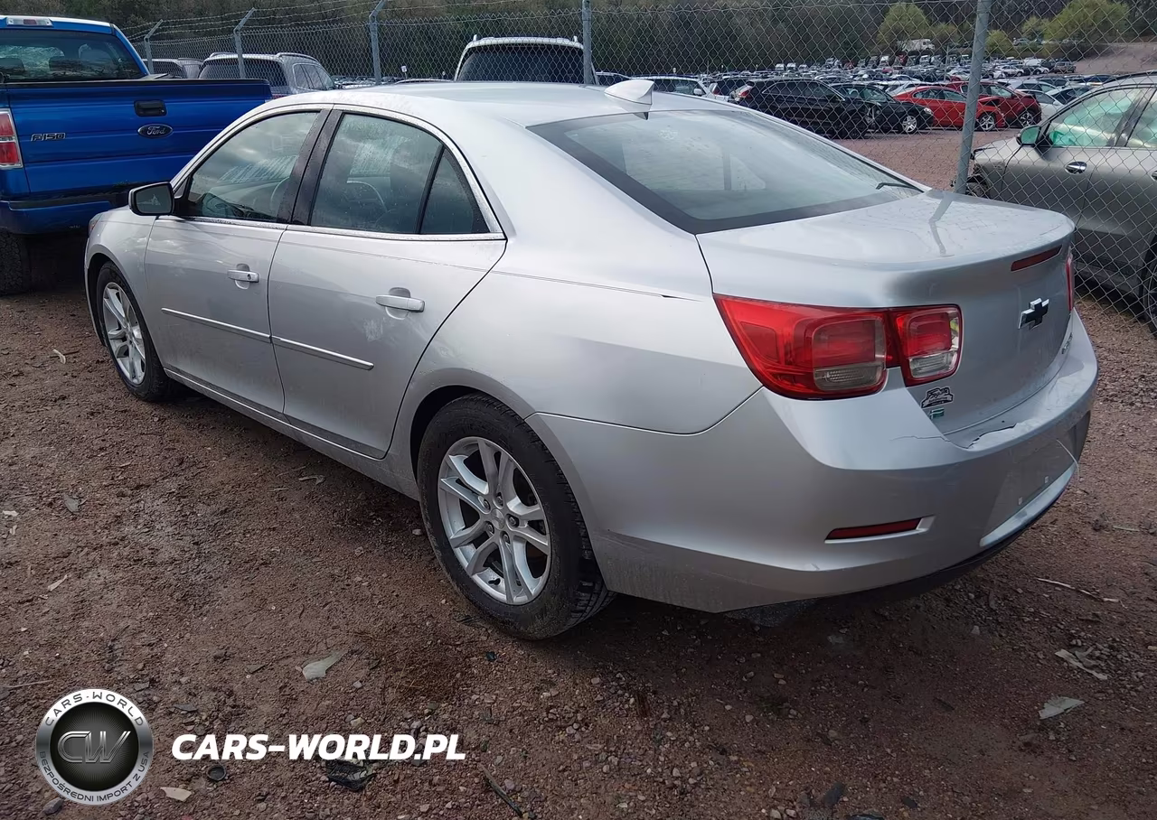 2015 Chevrolet Malibu 1Lt VIN:1G11C5SL3FU153594 - 3