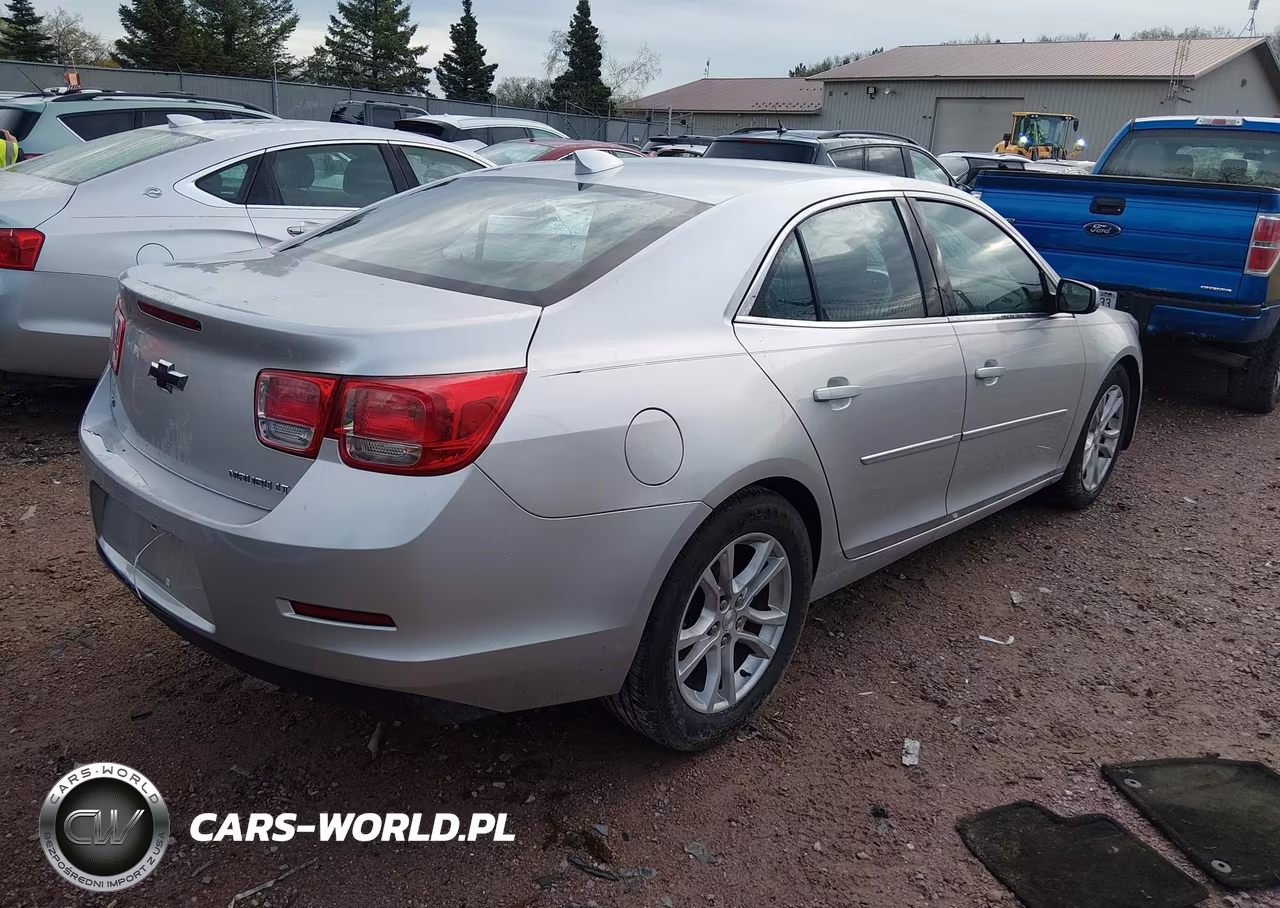 2015 Chevrolet Malibu 1Lt VIN:1G11C5SL3FU153594 - 4