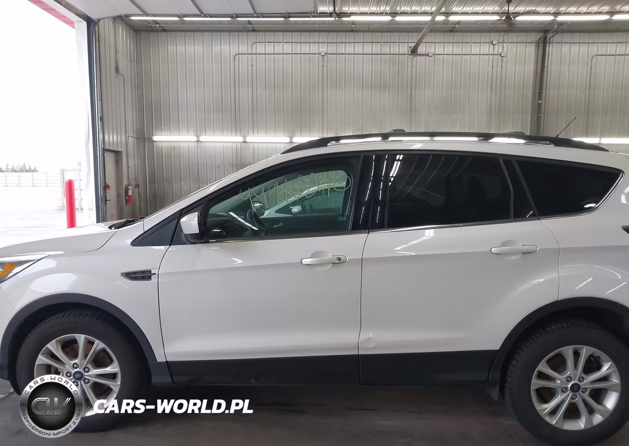 2017 Ford Escape Se VIN:1FMCU9GD5HUB47218 - 15
