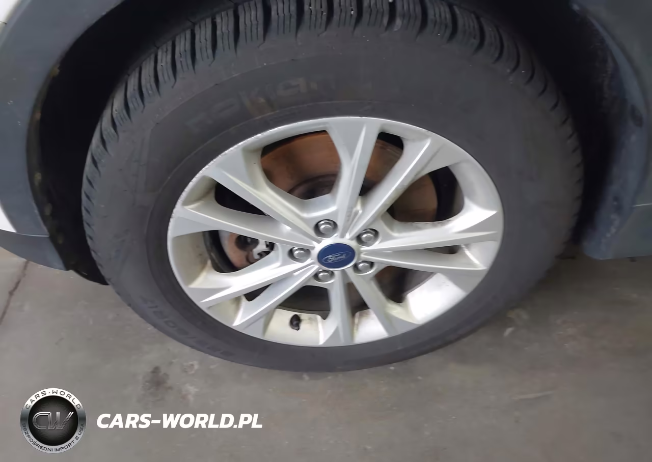 2017 Ford Escape Se VIN:1FMCU9GD5HUB47218 - 6
