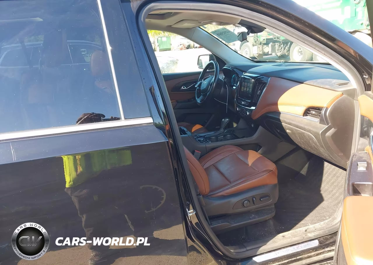 2018 Chevrolet Traverse High Country VIN:1GNEVKKW2JJ173929 - 5