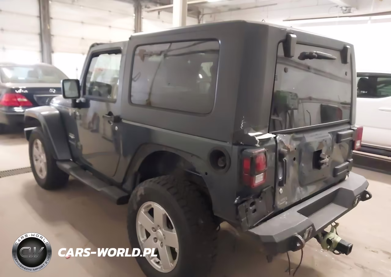 2007 Jeep Wrangler Sahara VIN:1J4FA54187L209058 - 3