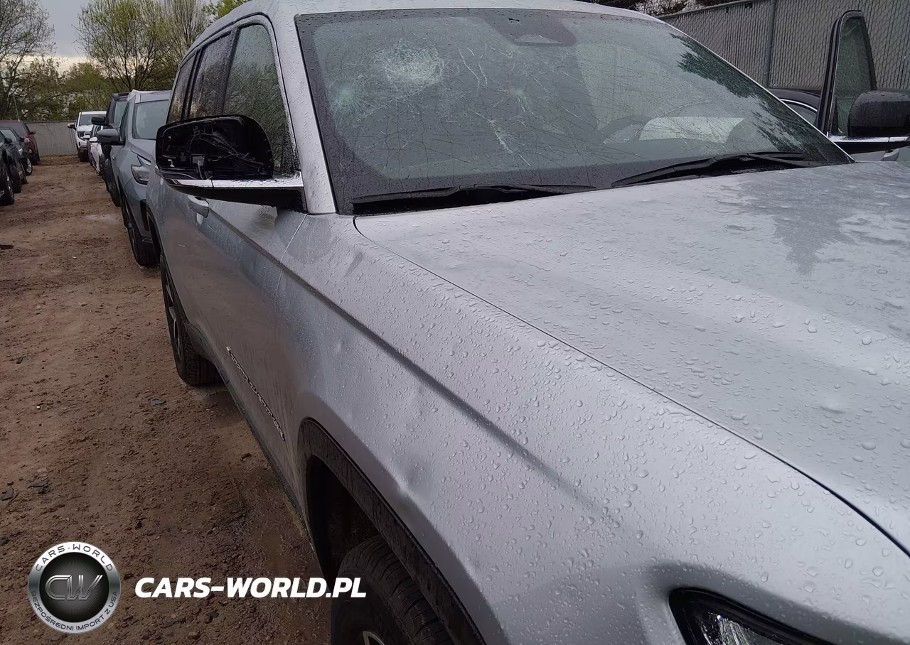 2025 Jeep Grand Cherokee L Limited 4X4 VIN:1C4RJKBG4S8718780 - 18
