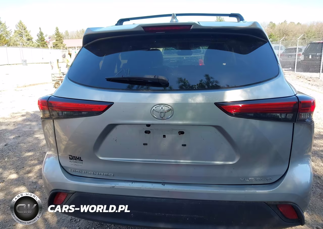 2021 Toyota Highlander Xle VIN:5TDGZRBH1MS544408 - 17