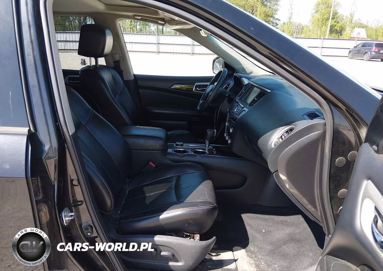 2015 Nissan Pathfinder Platinum VIN:5N1AR2MM0FC638979 - 5