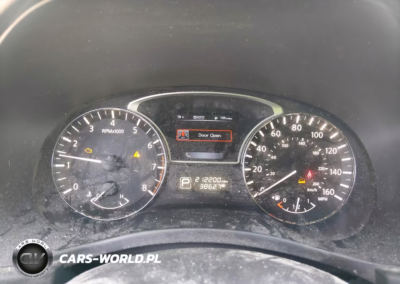 2015 Nissan Pathfinder Platinum VIN:5N1AR2MM0FC638979 - 7