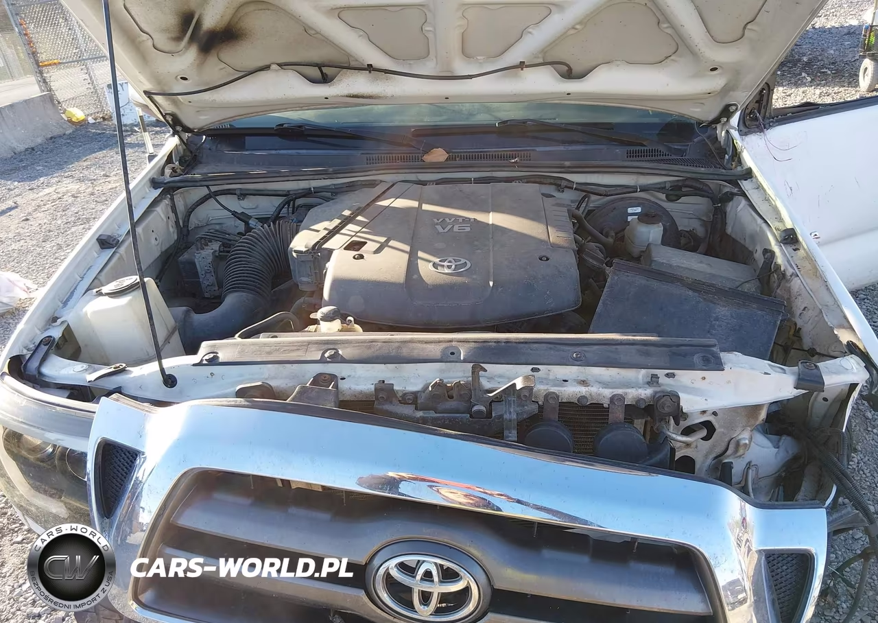 2010 Toyota Tacoma Base V6 VIN:5TEUU4EN5AZ688273 - 10