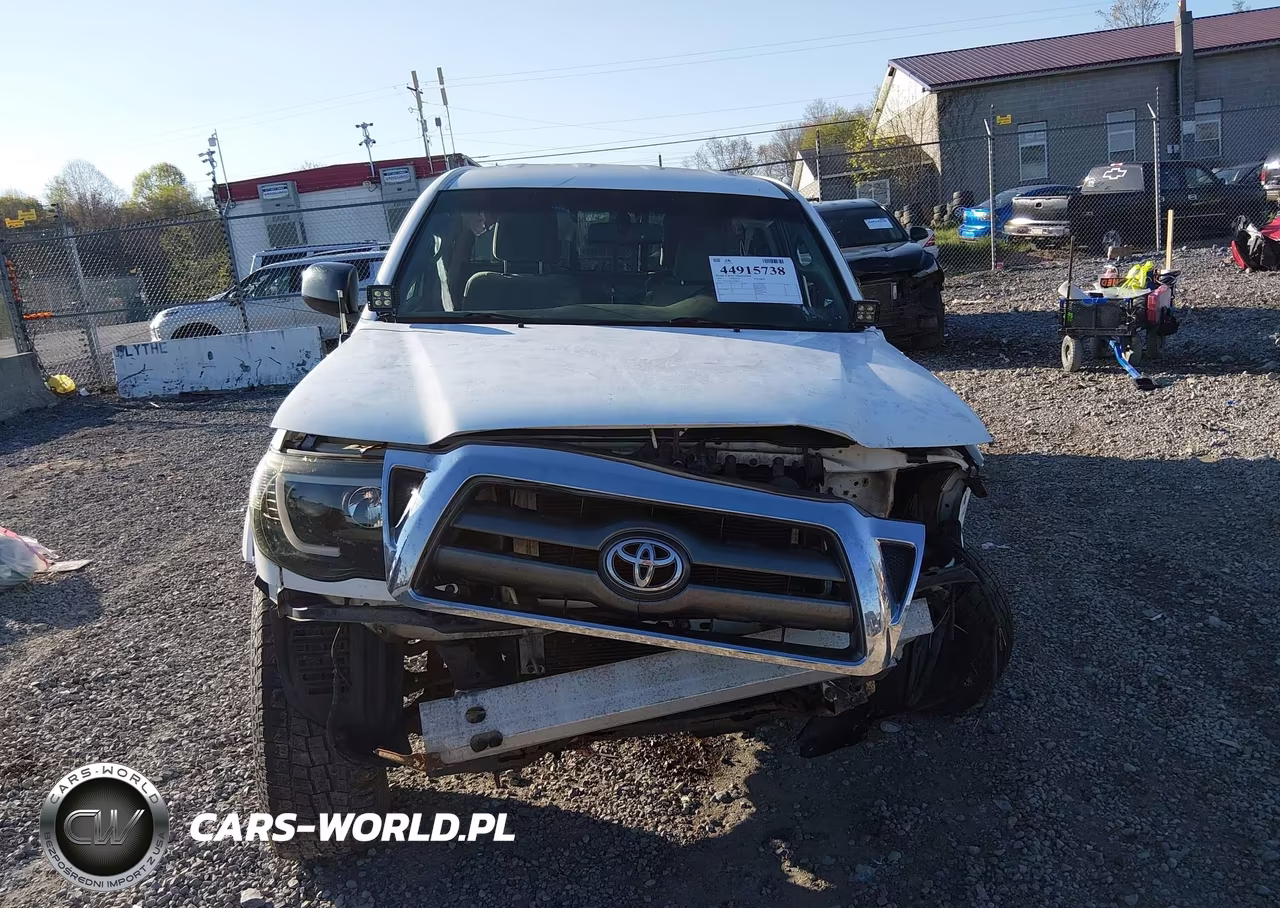 2010 Toyota Tacoma Base V6 VIN:5TEUU4EN5AZ688273 - 12