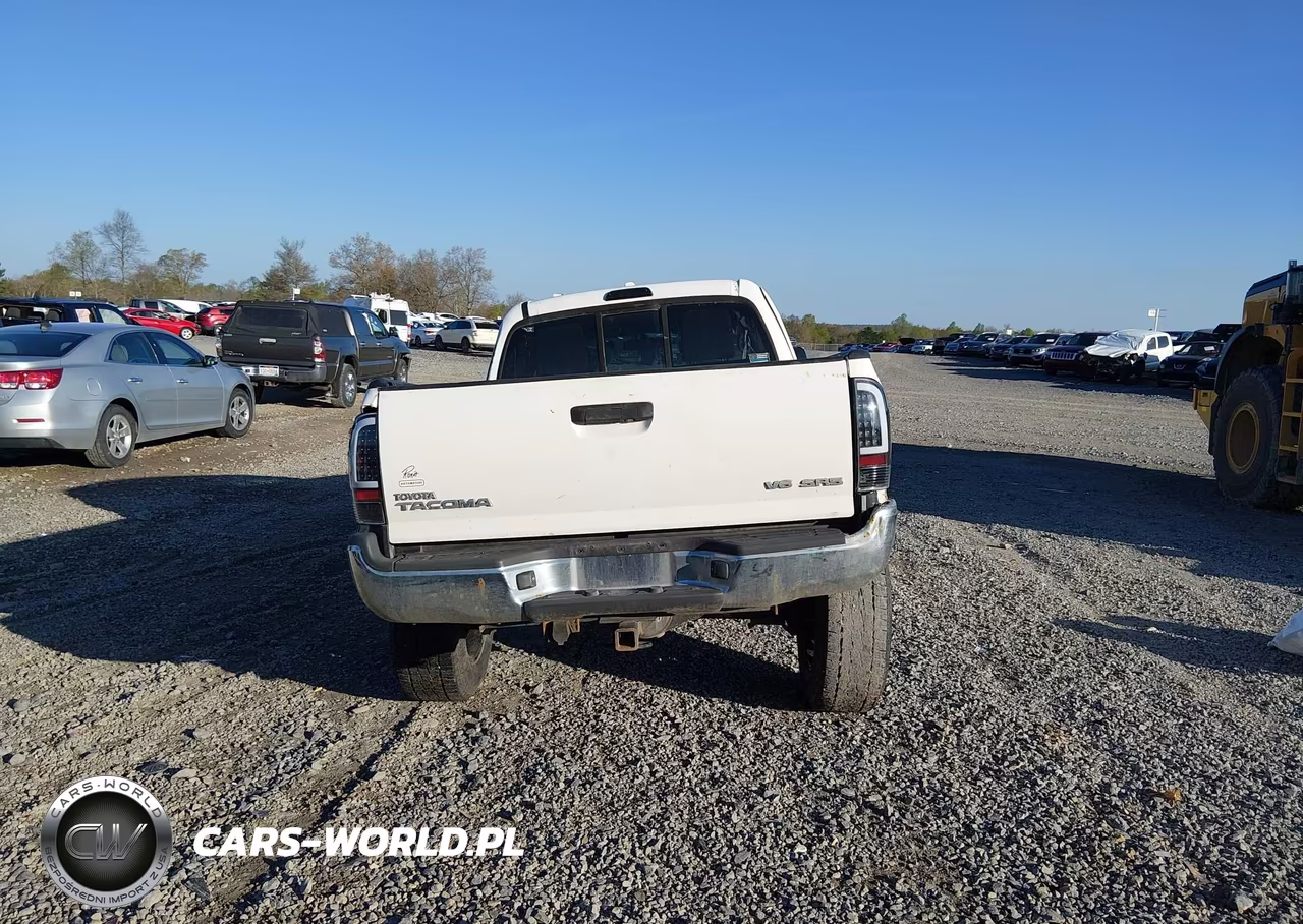 2010 Toyota Tacoma Base V6 VIN:5TEUU4EN5AZ688273 - 16