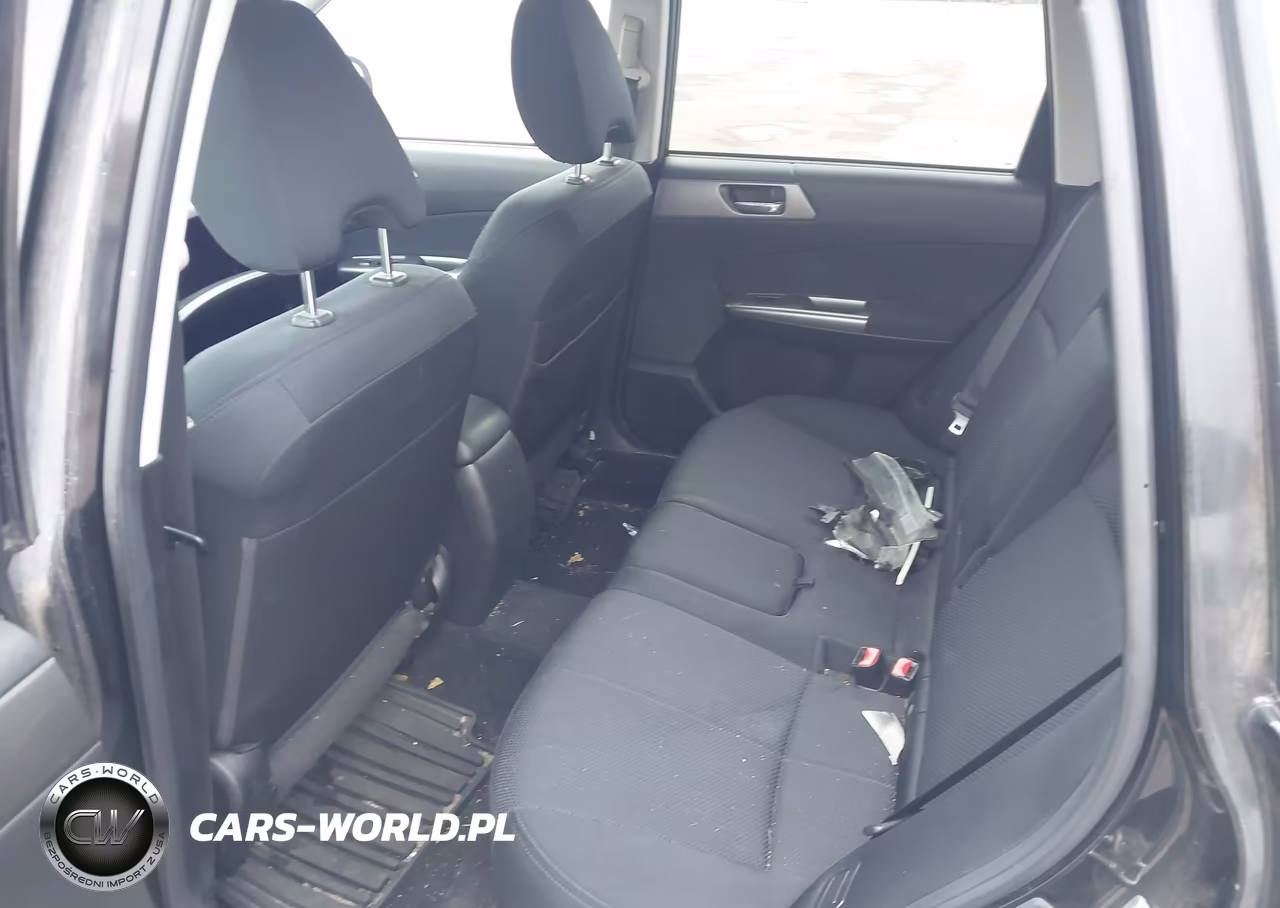 2013 Subaru Forester 2.5X Premium VIN:JF2SHADC4DH417898 - 8