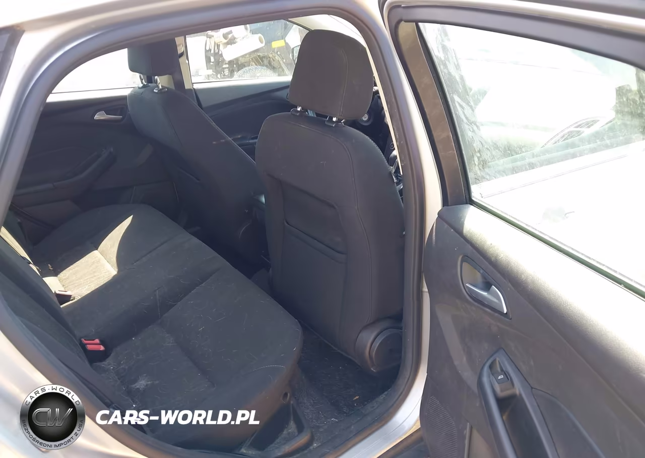2016 Ford Focus Se VIN:1FADP3F21GL397658 - 8