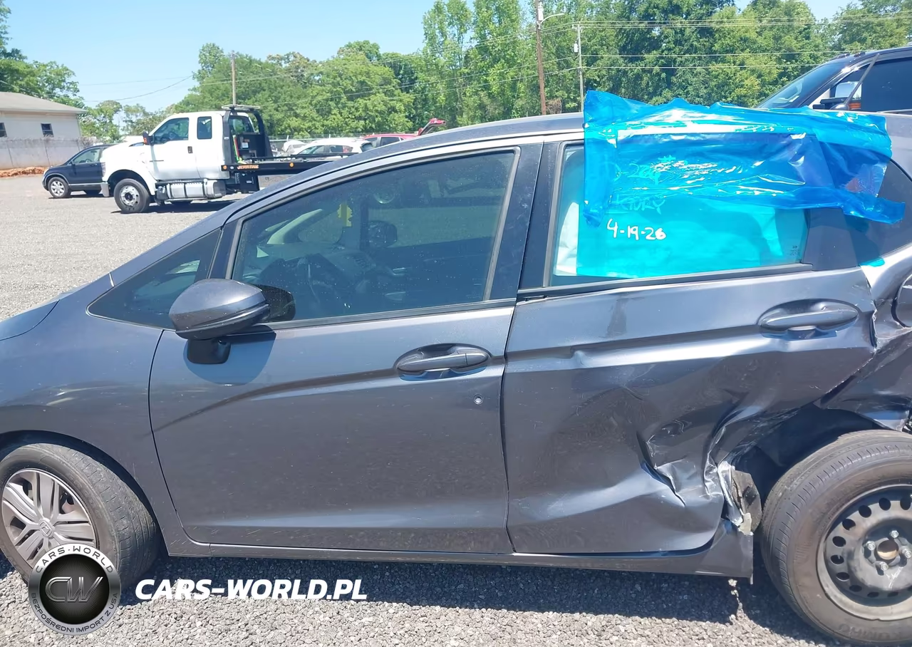 2019 Honda Fit Lx VIN:3HGGK5H40KM711700 - 14