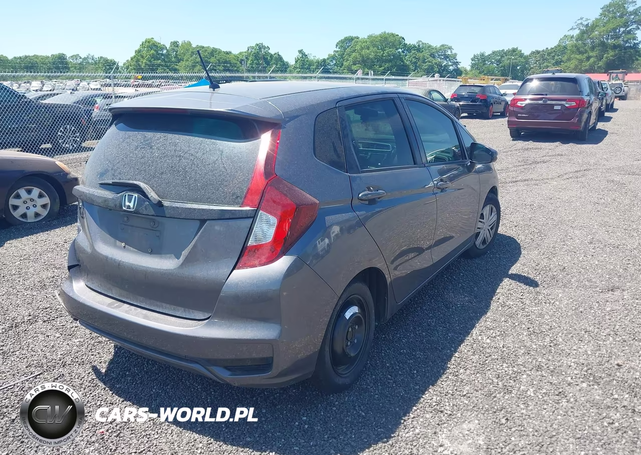 2019 Honda Fit Lx VIN:3HGGK5H40KM711700 - 4