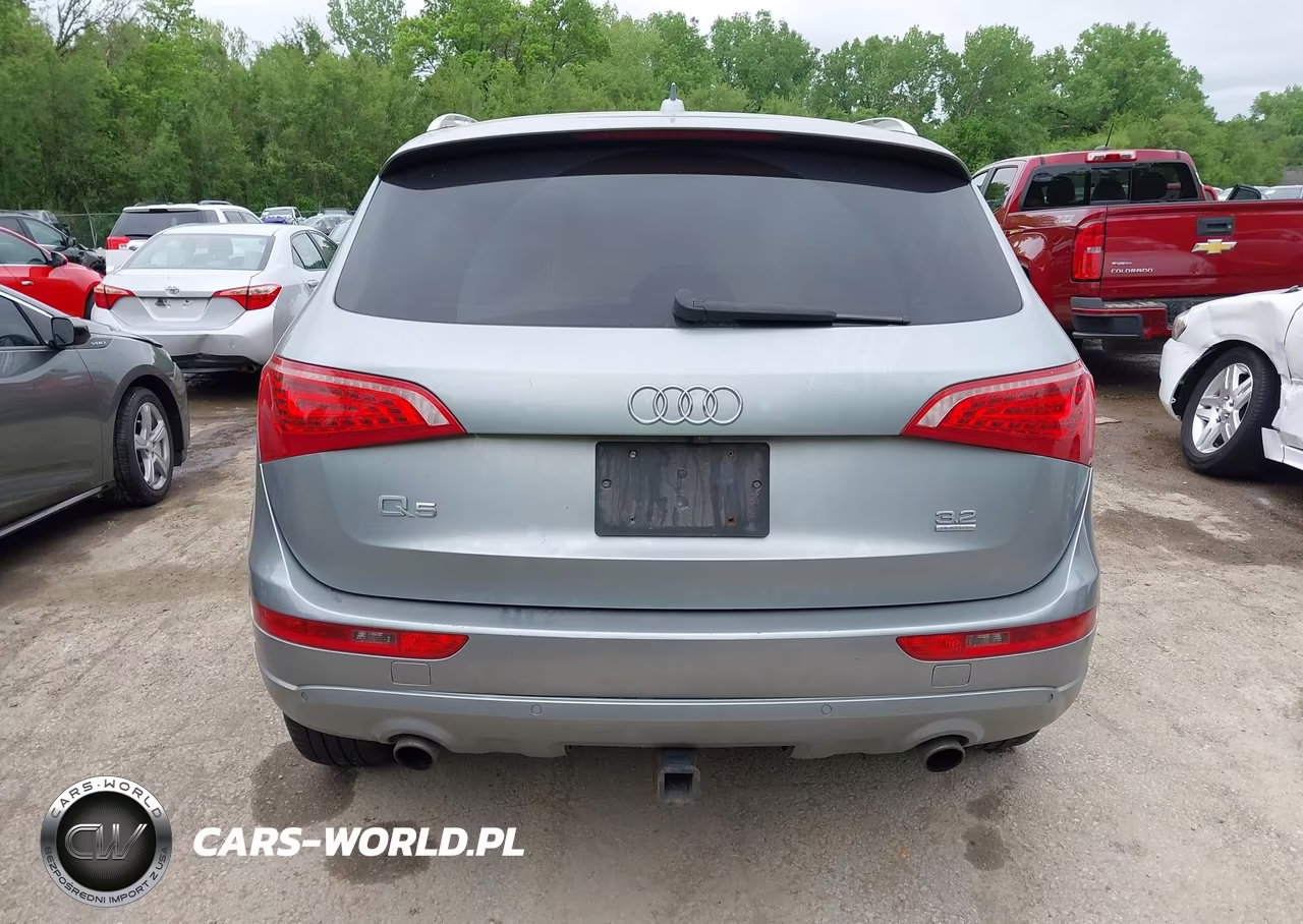 2010 Audi Q5 Premium Plus VIN:WA1LKBFP2AA082648 - 15