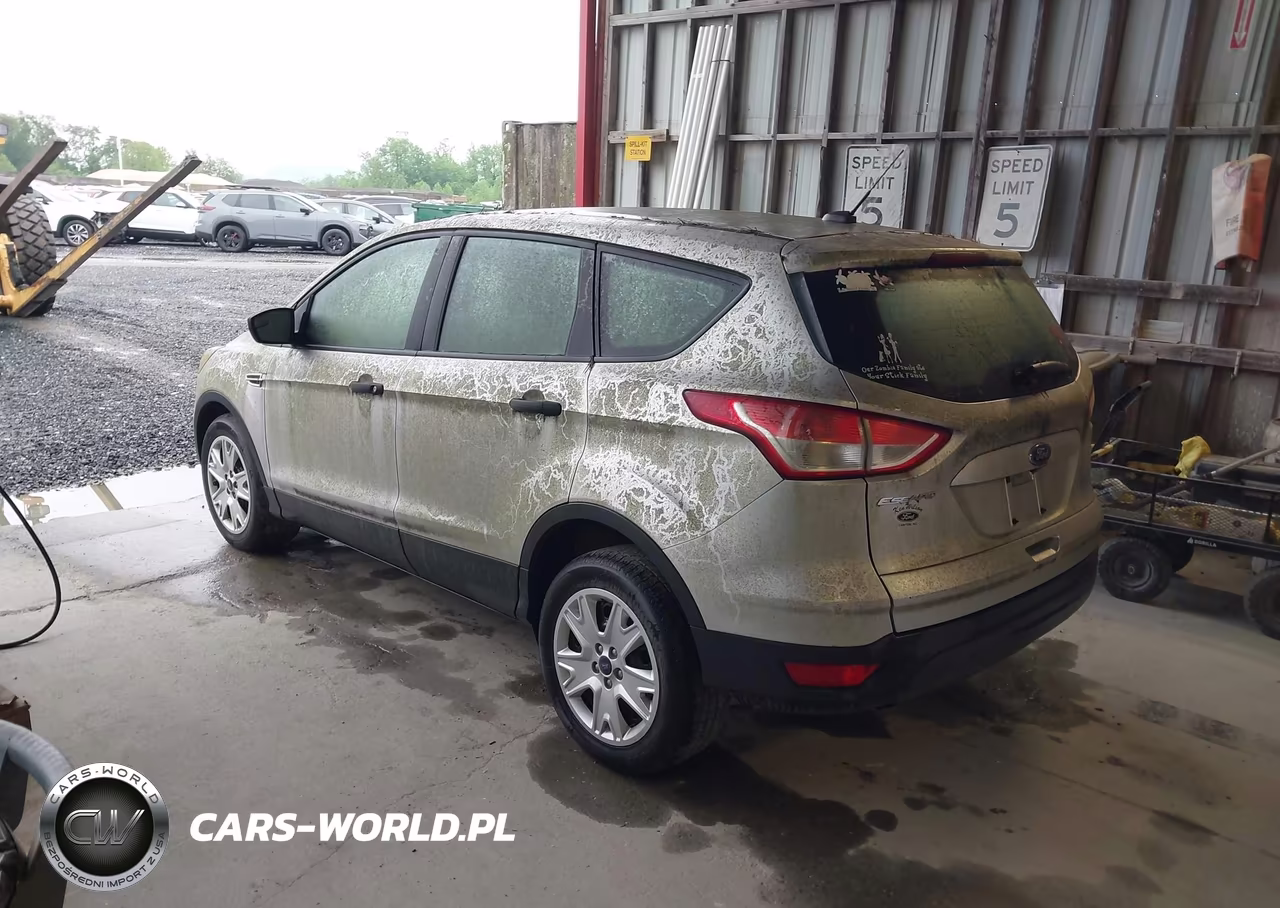2015 Ford Escape S VIN:1FMCU0F79FUB88228 - 3