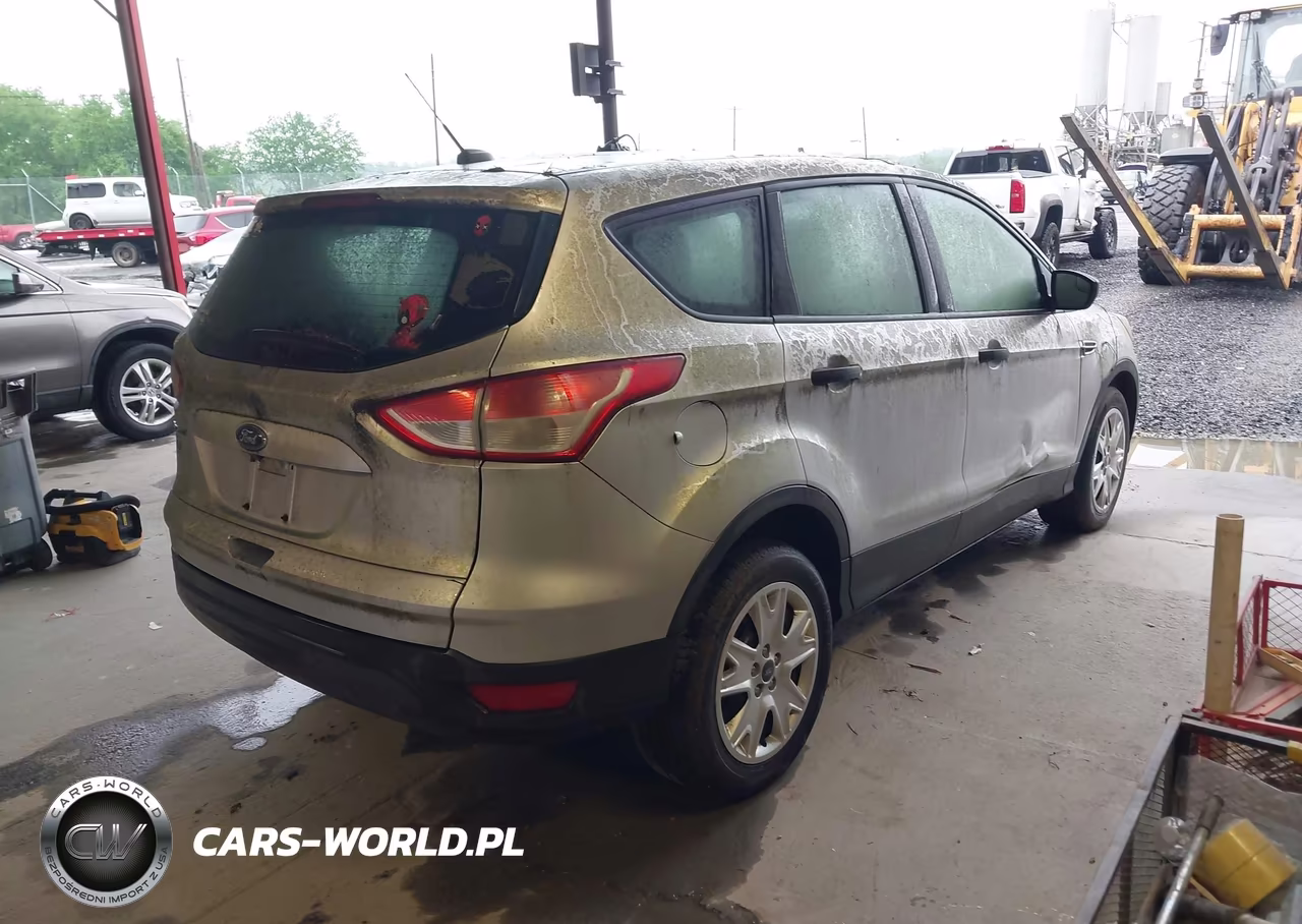 2015 Ford Escape S VIN:1FMCU0F79FUB88228 - 4